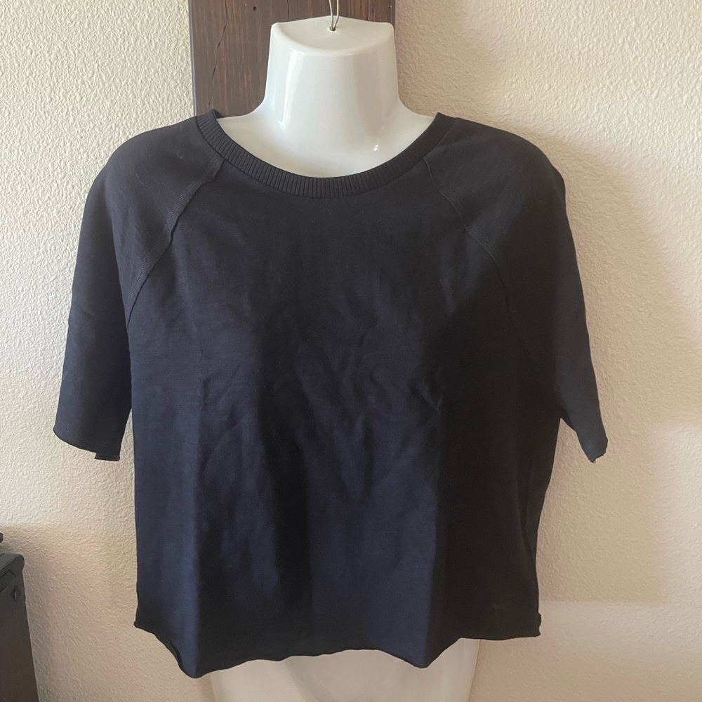 Victoria’s Secret Pink black cropped top NWT